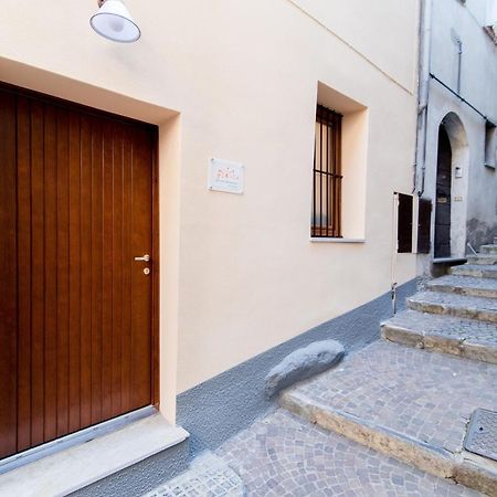 La Casa Dei Tre Pesci - Appartamento Lavarello Torno Exterior foto